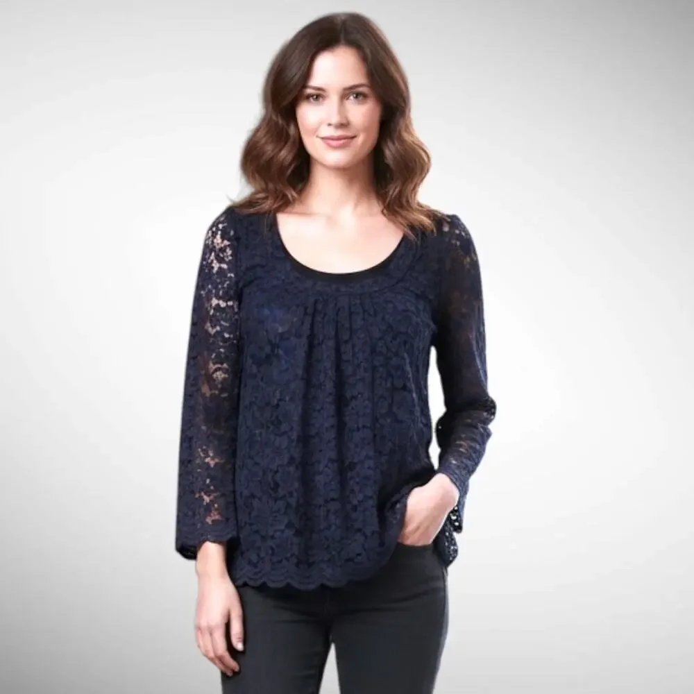 Diane Von Furstenberg Navy Blue Lace Blouse Women's Sz 6 Scallop‎ Hem 3/4 Sleeve - Picture 2 of 8